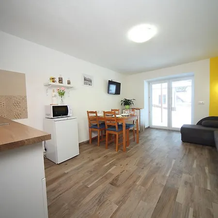 شقة Danijela & Gregor *