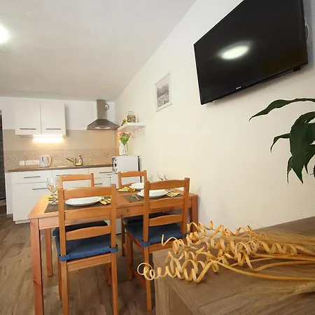 Danijela & Gregor Apartment