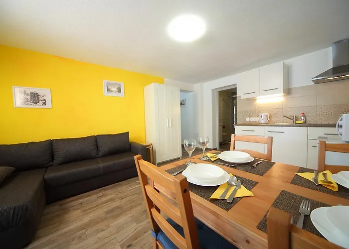 Danijela & Gregor Lejlighed